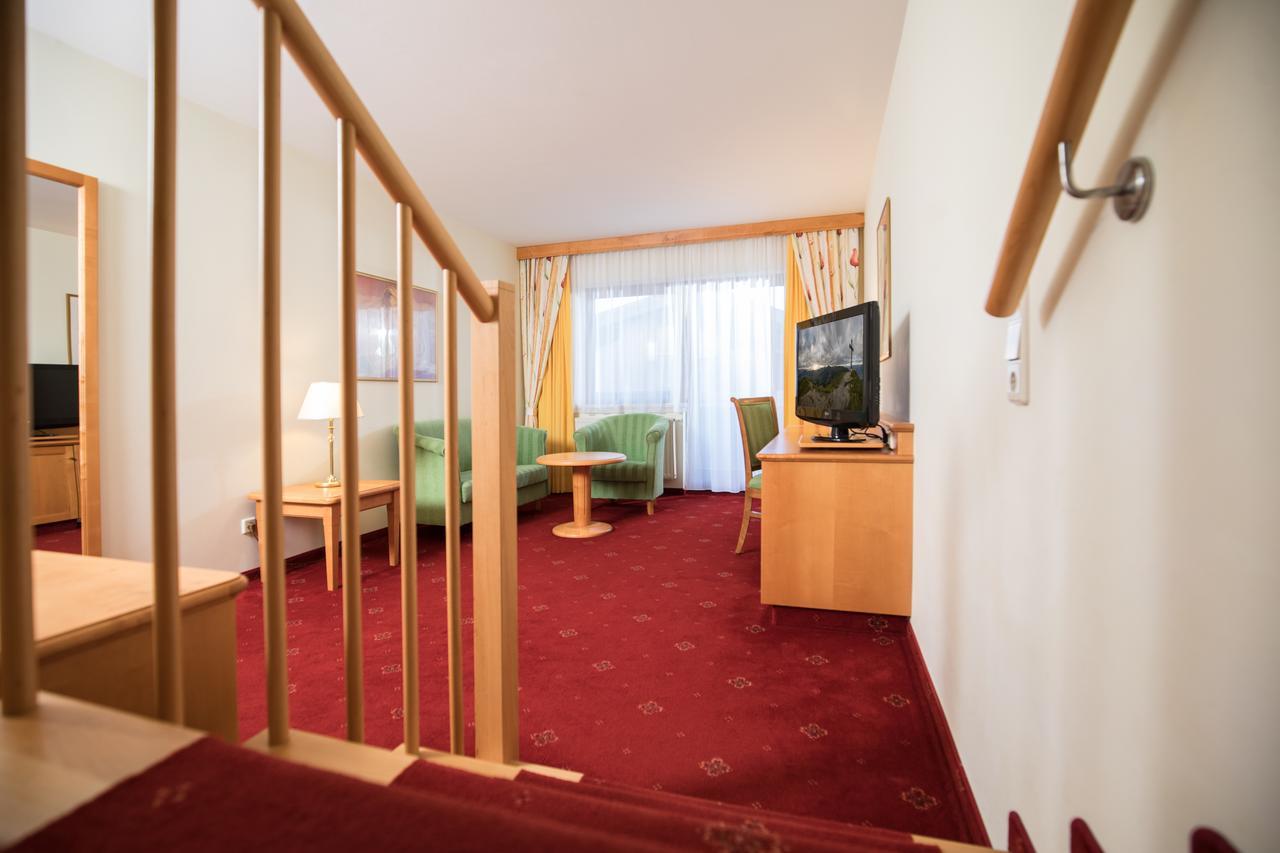 Hotel Sonnenuhr Kramsach Dış mekan fotoğraf