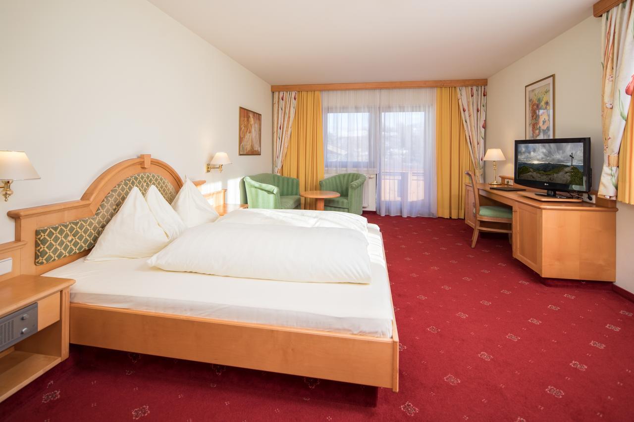 Hotel Sonnenuhr Kramsach Dış mekan fotoğraf